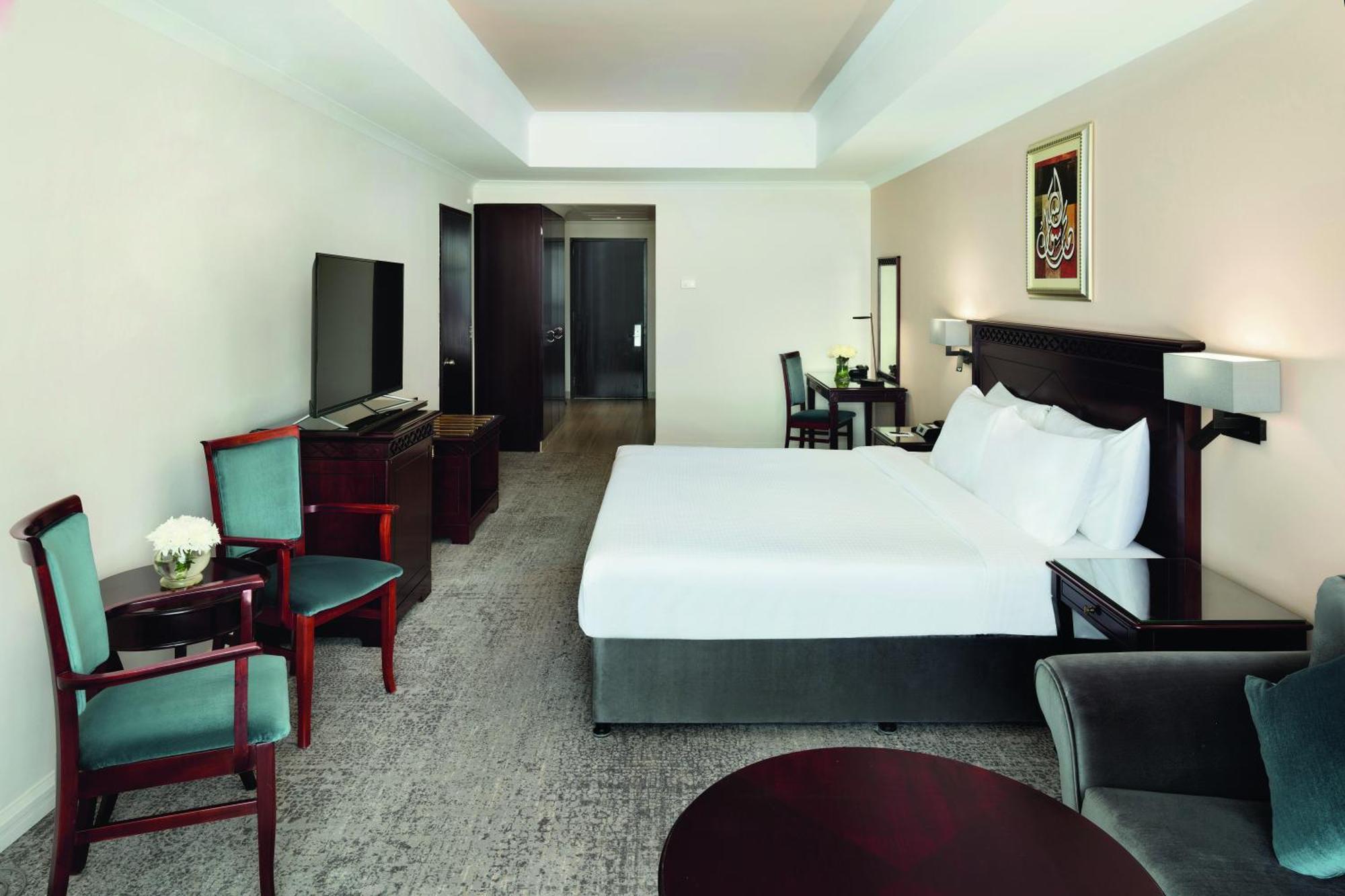 Hotel Anwar Al Madinah Moevenpick à Médine Extérieur photo